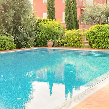 In Versilia Серавецца Екстер'єр фото